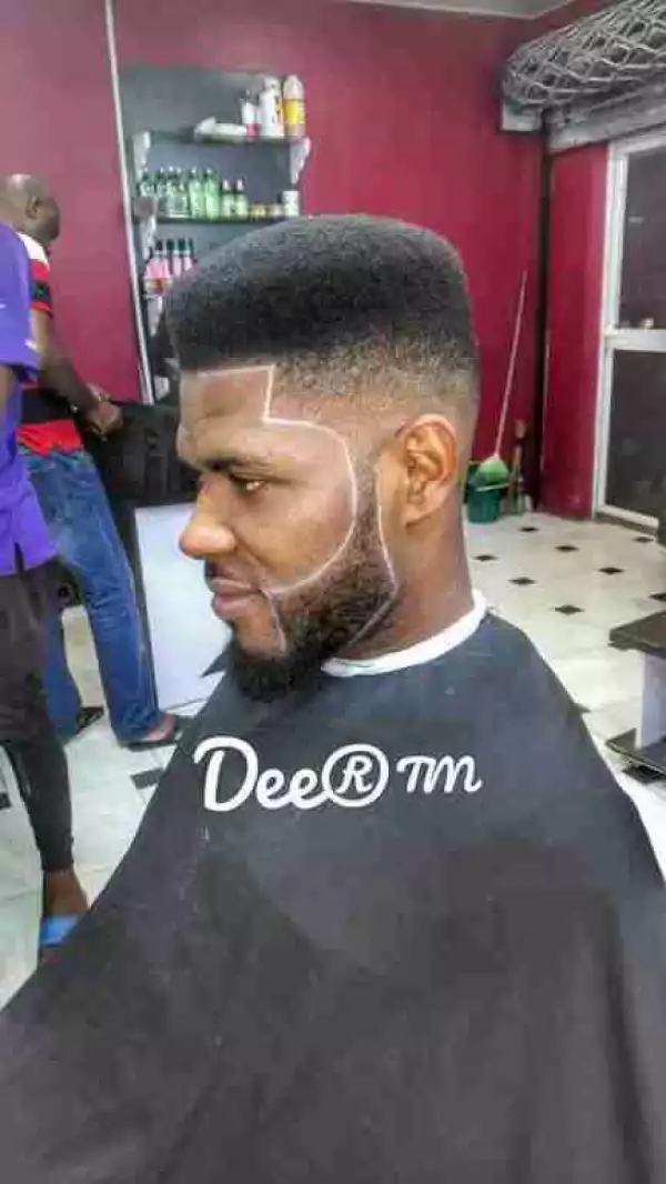 See This Abuja Female Professional Barber In Action (Photos)